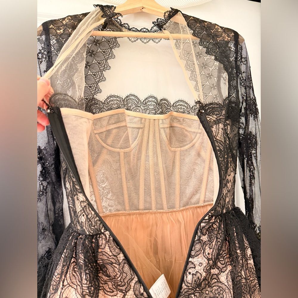 NWOT BRONX AND BANCO Daphne Illusion Corset Lace Mini Dress w Long Sleeve - Picture 16 of 16
